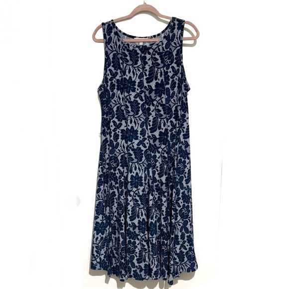 HAANI Lace Print Dress - Picture 2 of 4